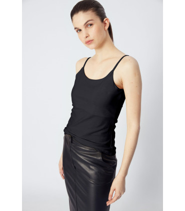Musculosa Basic Cala Negro