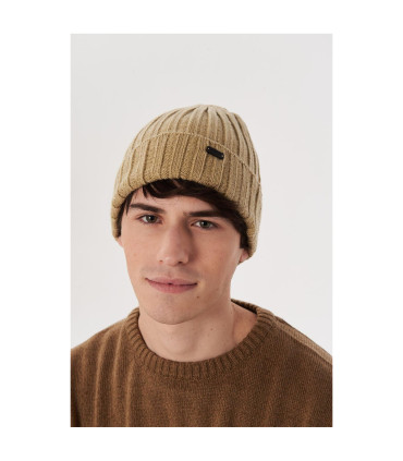 Beanie Scott