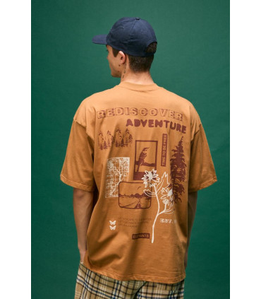 Remera Rediscover Caramelo