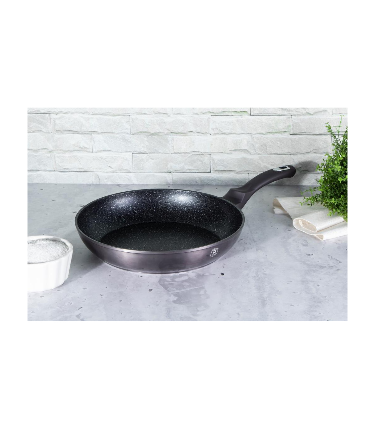 Sarten 28cm Metallic Line Carbon Pro Edition - Bh/6890n