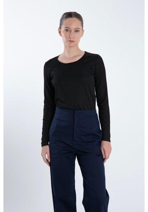 Remera Olsen Negro