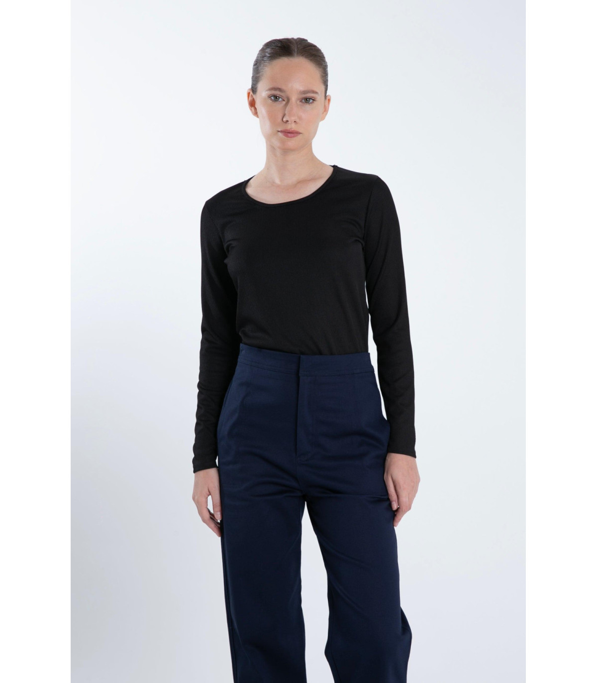 Remera Olsen Negro