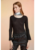 Remera Ámbar Negro