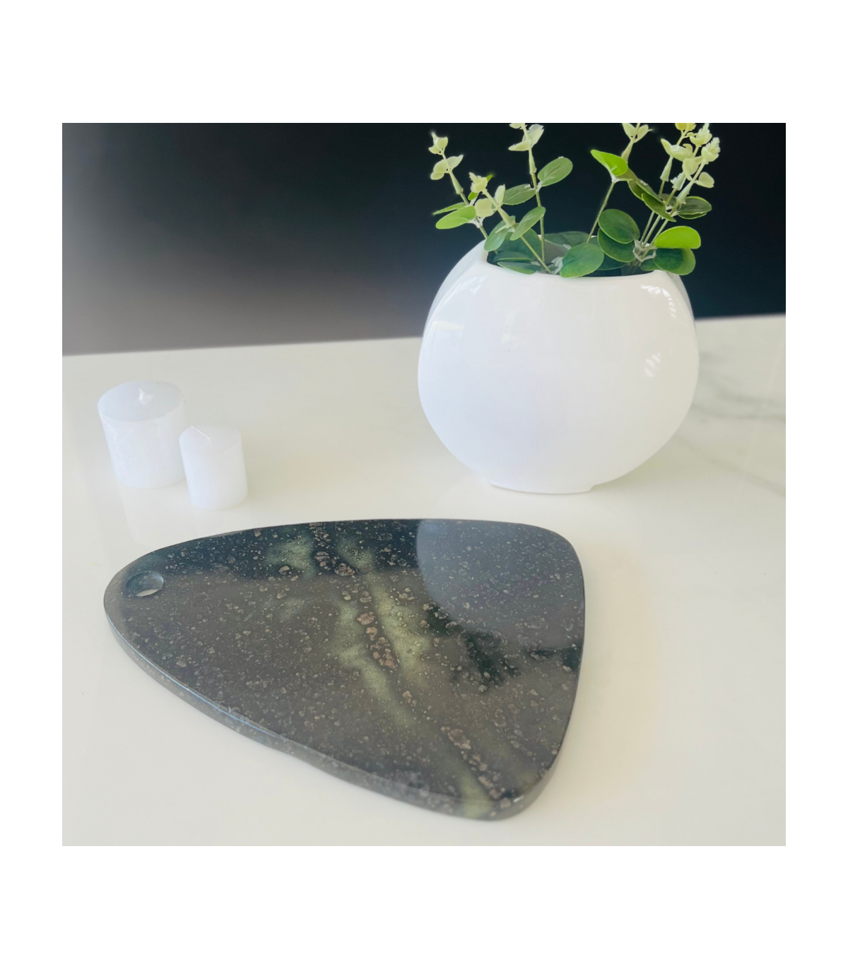 Tabla Mármol Triangular Negra