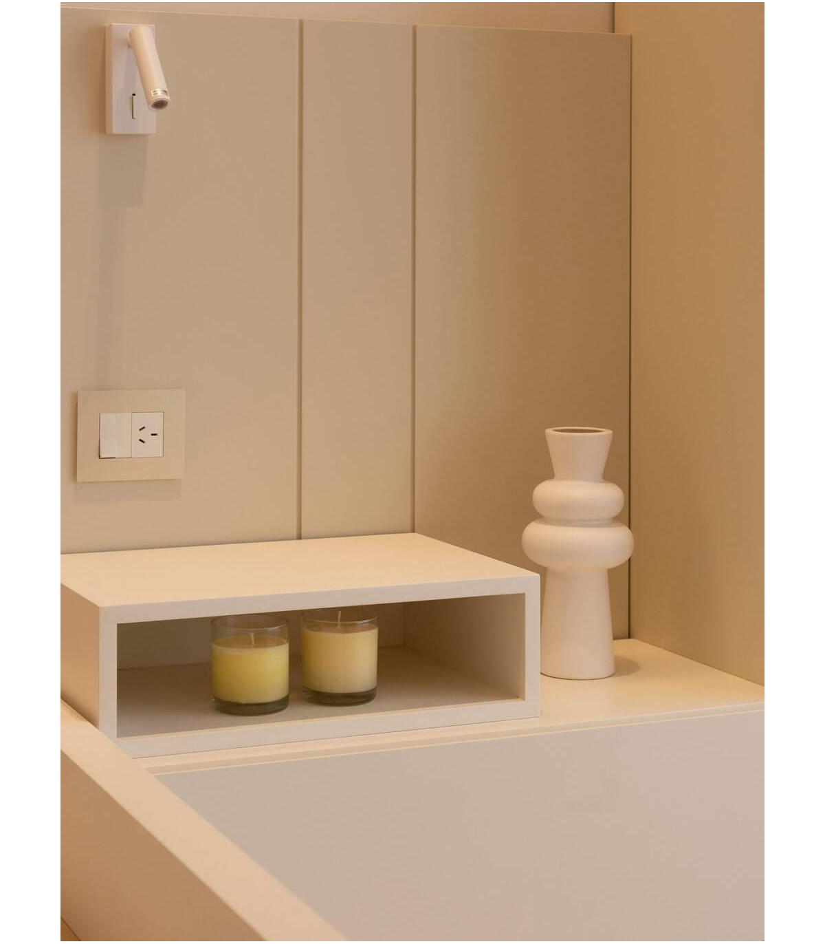 Florero Broadway Negro Minimalista