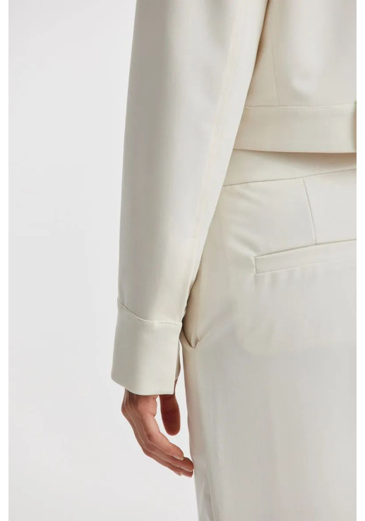 Chaqueta Taku Off White 40